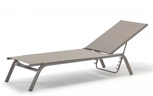 Aluminiowy leżak ogrodowy LABUAN w kolorze taupe Aluminiowy leżak ogrodowy LABUAN w kolorze taupe
