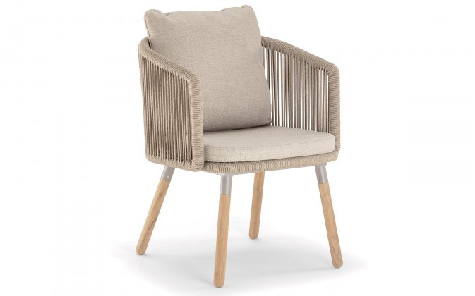 Beżowe krzesło ogrodowe BAHAMAS z pasami liny polipropylenowe i na siedzisku i podstawą z drewna teak