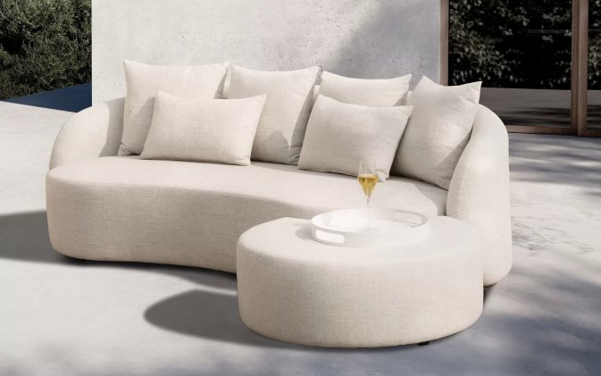 Trzyosobowa sofa ogrodowa tapicerowana jasnobeżowa luksusowa COSY