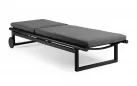 Aluminiowy luksusowy leżak ogrodowy w kolorze antracyt z materacem oasis