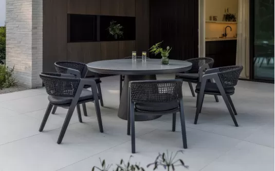 Meble ogrodowe stołowe aluminiowe grafitowe z okrągłym stołem 150 cm i 6 krzesłami algarve Meble ogrodowe stołowe aluminiowe grafitowe z okrągłym stołem 150 cm i 6 krzesłami algarve