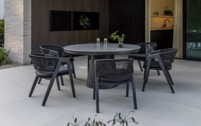 Meble ogrodowe stołowe aluminiowe grafitowe z okrągłym stołem 150 cm i 6 krzesłami algarve