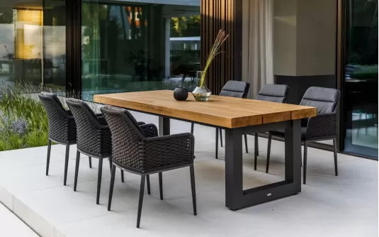 Sześcioosobowy zestaw jadalniany na taras ze stołem z grubym blatem tik nevada i 6 krzeseł lima Sześcioosobowy zestaw jadalniany na taras ze stołem z grubym blatem tik nevada i 6 krzeseł lima