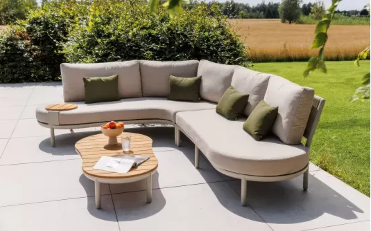 Beżowy narożnik ogrodowy aluminiowy o organicznych kształtach olympus