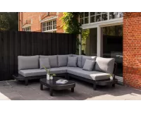 Wygodny narożnik na taras antracytowy z szarymi poduszkami salvador