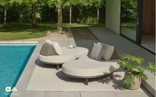 Łóżko ogrodowe moon Island zrobione z sofy z oparciem Łóżko ogrodowe moon Island zrobione z sofy z oparciem