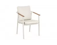 Sztaplowane nowoczesne krzesło ogrodowe aluminiowe beżowe wstawki teak i poduszki olefin boucle leonida bizzotto