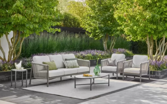 Zestaw ogrodowy wypoczynkowy w kolorze taupe z sofą trzyosobową AppleBee bora bora