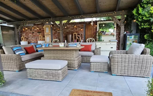 Duży narożnik ogrodowy z podnoszonym stołem z technorattanu okrągłego torres