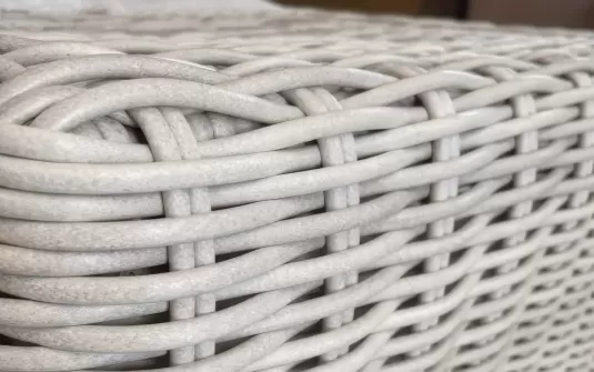 JASNOSZARY Dostępny