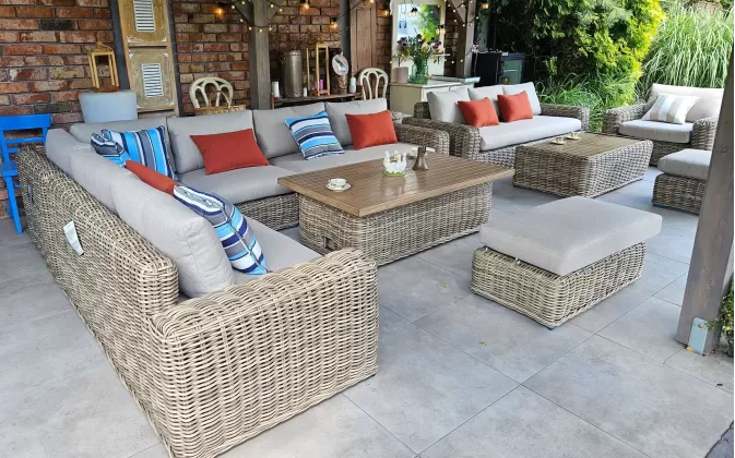 Duży narożnik ogrodowy z podnoszonym stołem z technorattanu okrągłego torres