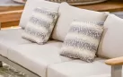 Sofa trzyosobowa wypoczynkowa ogrodowa aluminiowa elementy teak pardee Higold