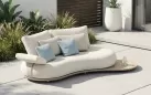 Luksusowa sofa ogrodowa CALLA Higold boucle ze stolikiem bocznym