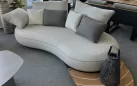 Luksusowa sofa ogrodowa CALLA Higold boucle ze stolikiem bocznym