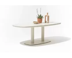 Jasnobeżowe stół ogrodowy z blatem z kamienia spiekanego melville applebee 220x110 cm