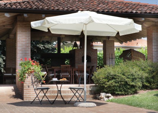 Biały parasol 8-kątny z falbaną śr. 300 cm