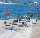 kwadratowy stolik bistro 70x70 cm aluminiowy do kawiarni
