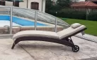leżak na taras z technorattanu kolor kawowy