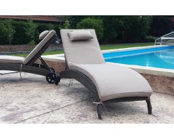 leżak technorattanowy z materac szarobrązowy z kółkami