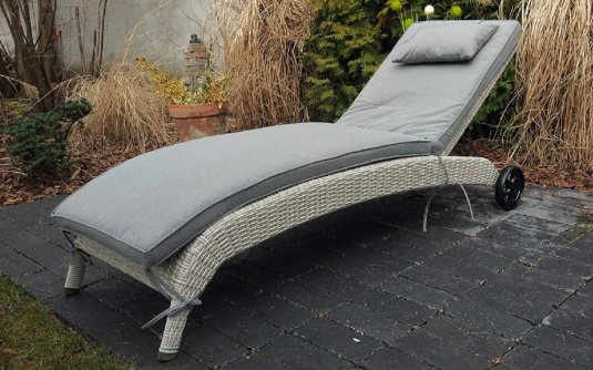 JASNOSZARY Dostępny