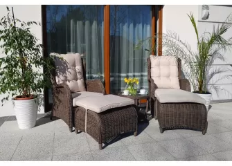 Dwa fotele wypoczynkowe ogrodowe uszaki z podnóżkami LACONI